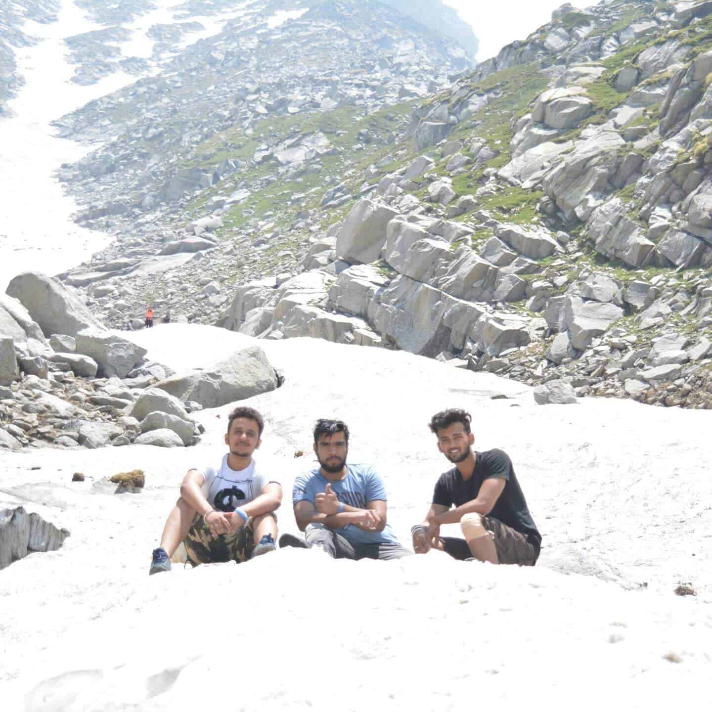 Is there snow In Manali in may